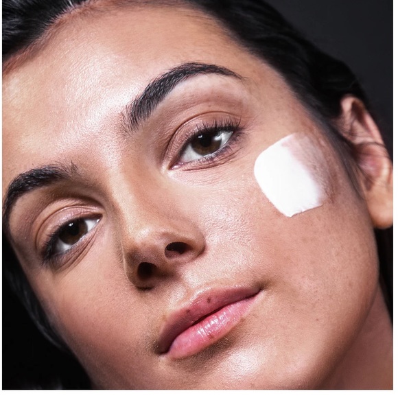 Dew of The Gods The Theory™ Retinol Creme Blend - Picture 4 of 5